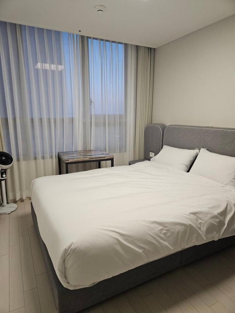 Songdo Halla Westernpark-Seaviewroom Hotel-바다전망 Incheon Exterior foto